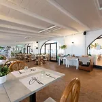 Cala Nostra Resort *