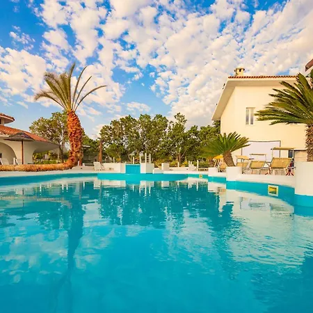 Cala Nostra Resort